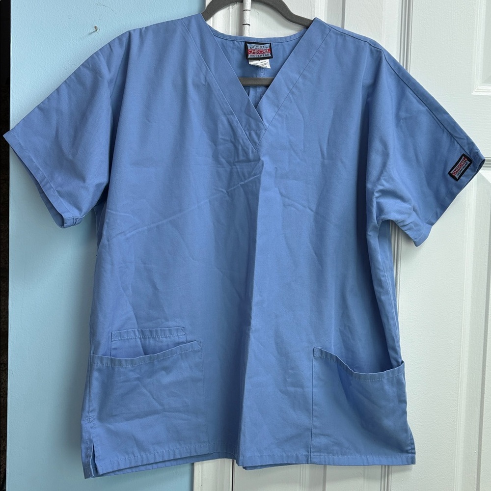 New Authentic Scrubs Cherokee Women's Workwear Ciew Blue Relaxed Top Size Medium